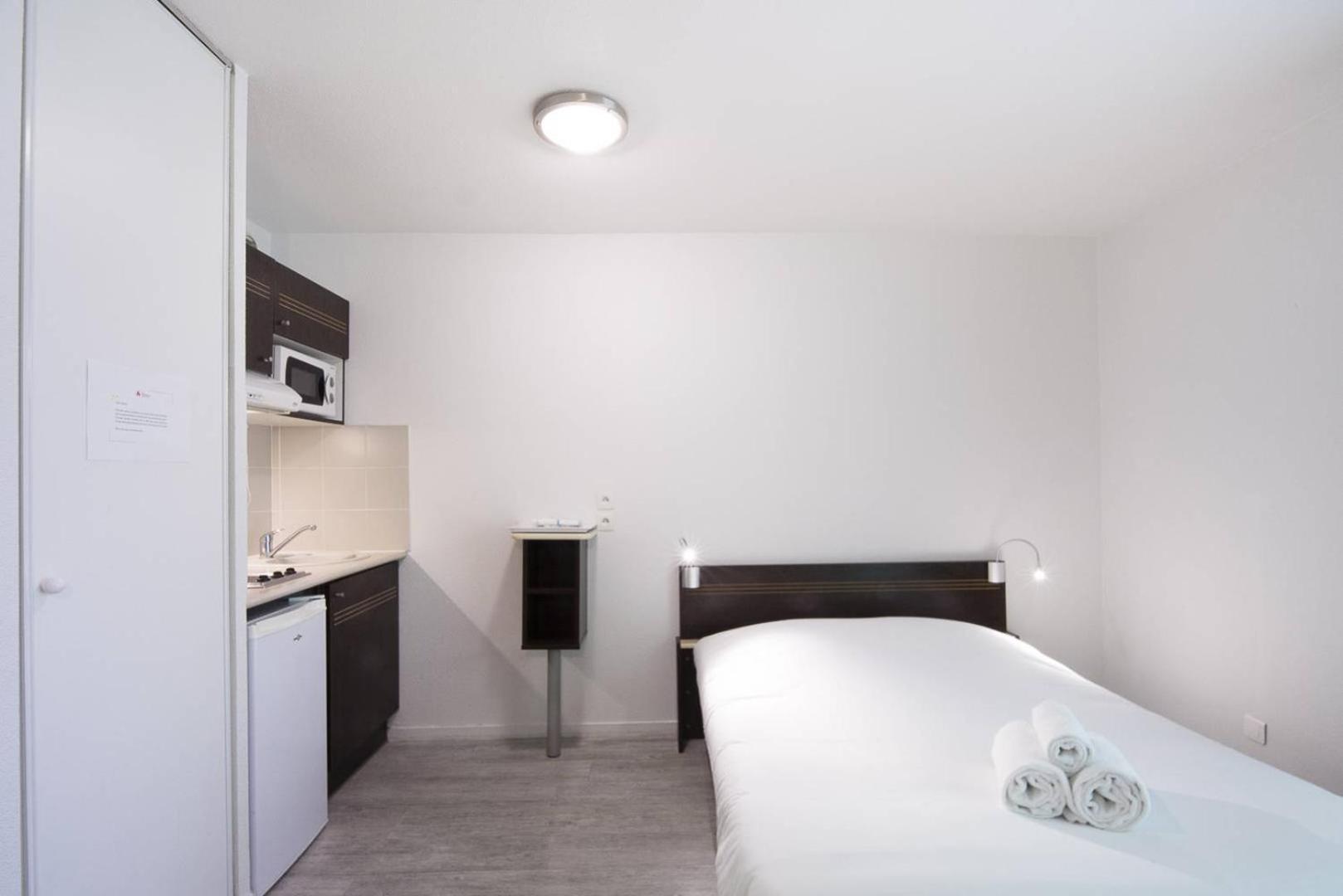 Avisseau - Studio Calme Au Coeur Du Quartier Des Chartrons Бордо Экстерьер фото